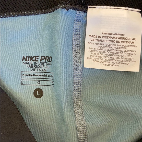 Nike Patchwork Capri - Picture 3 of 4